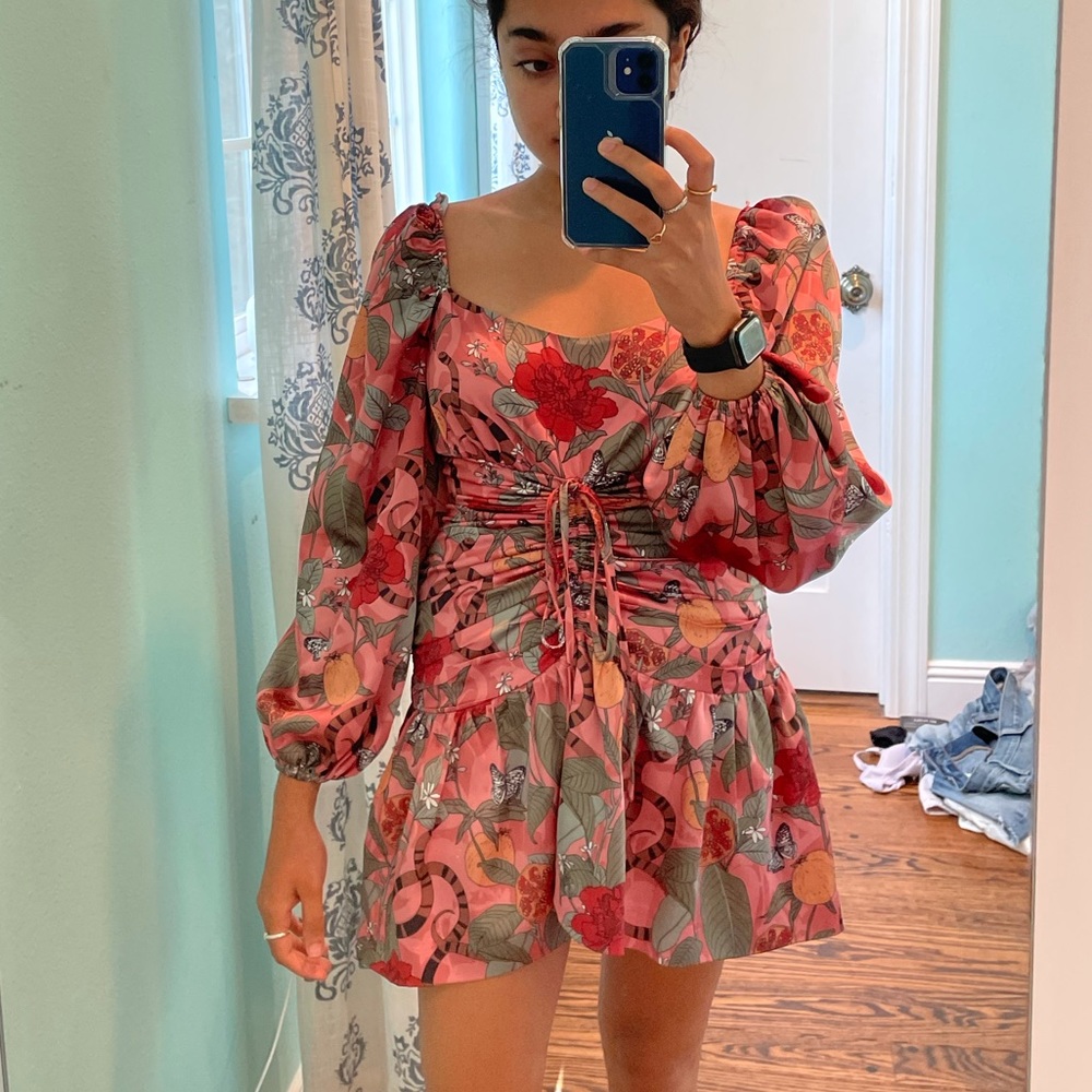 finders keepers floral dress